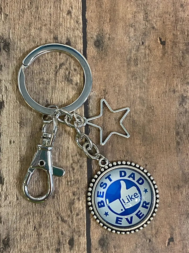 Best Dad Ever Keychain – Heartfelt Father’S Day Keepsake (K000-07) 1