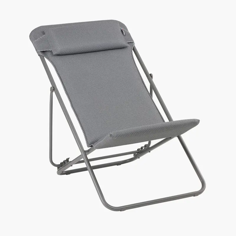 Comfortable Folding Deck Chair 1