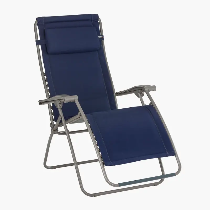 Contoured Reclining Lounge Seat 1