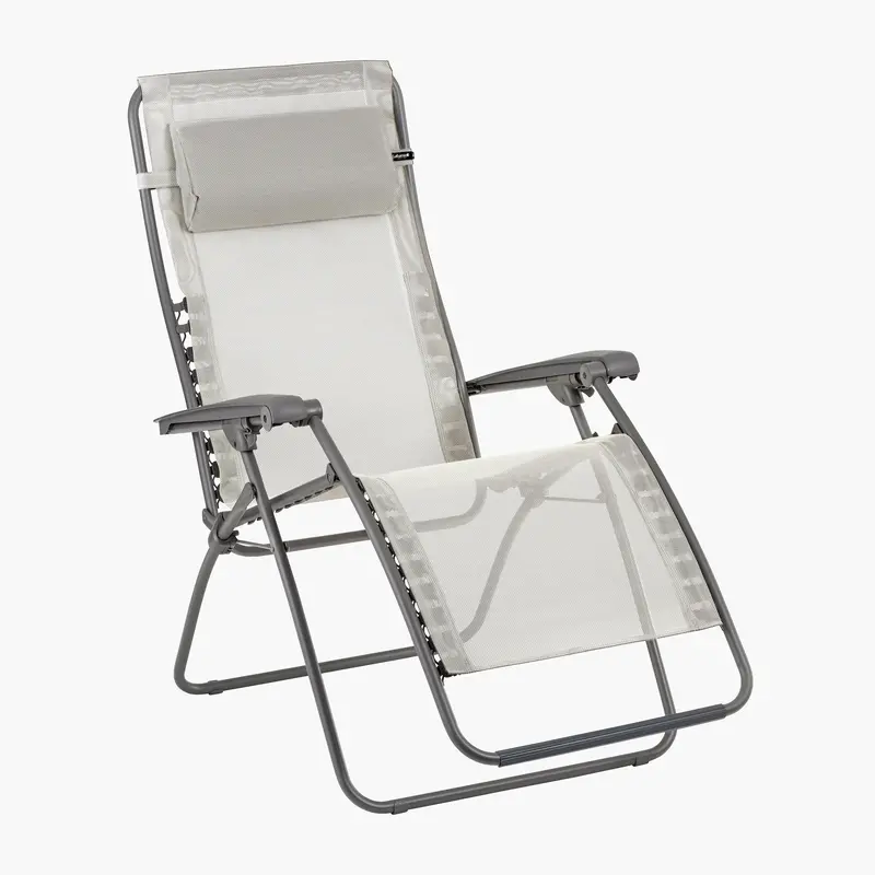 Ergonomic Reclining Chair With Adjustable Backrest 1