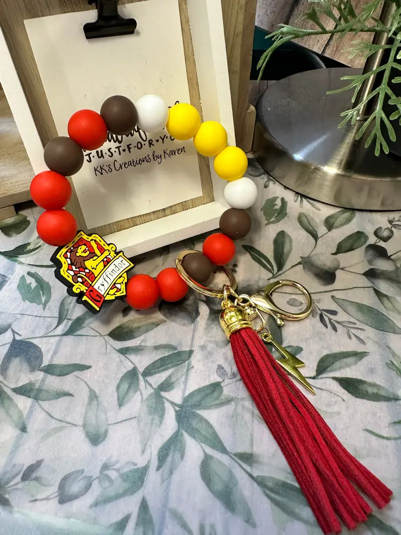 Harry Potter–Themed Round Bracelet Keychain – K000-Hp