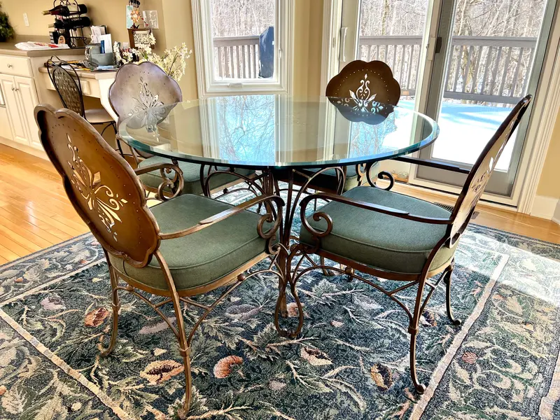 Lexington Furniture Iron-Frame Dining Table With Tempered Glass Top & Four Matching Chairs 1