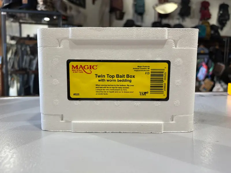 Magic Twin Top Bait Storage Box With Integrated Worm Bedding 1