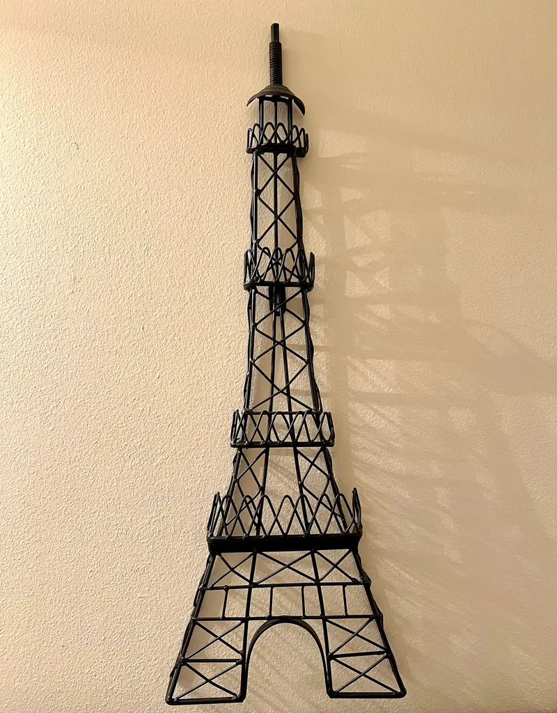 Metal Eiffel Tower Sculpture – Paris-Inspired Decorative Accent 1
