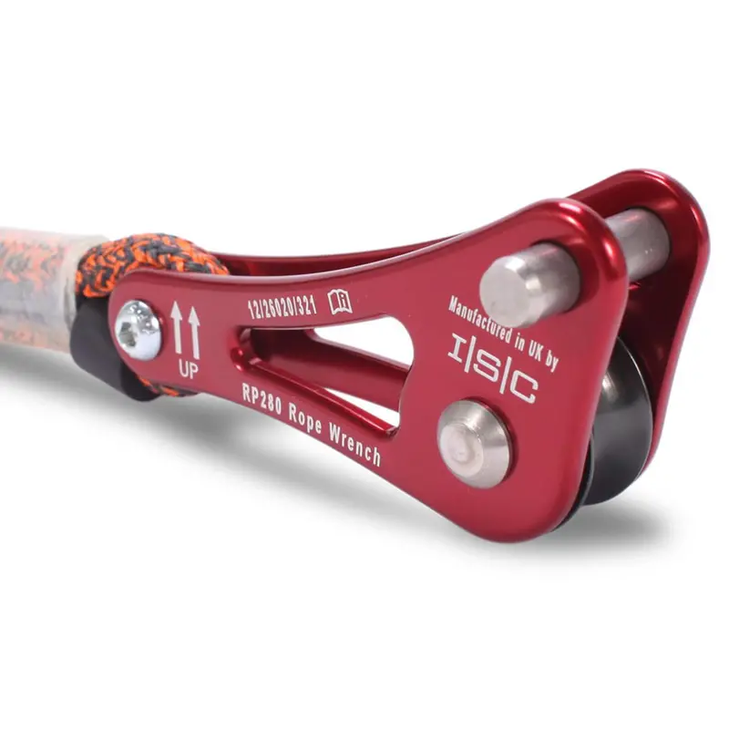 Rope Wrench With Integrated Tether 1
