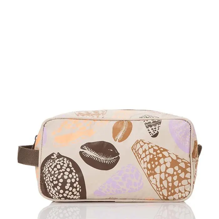 Shoreline Dopp Kit For Toiletries And Travel 1