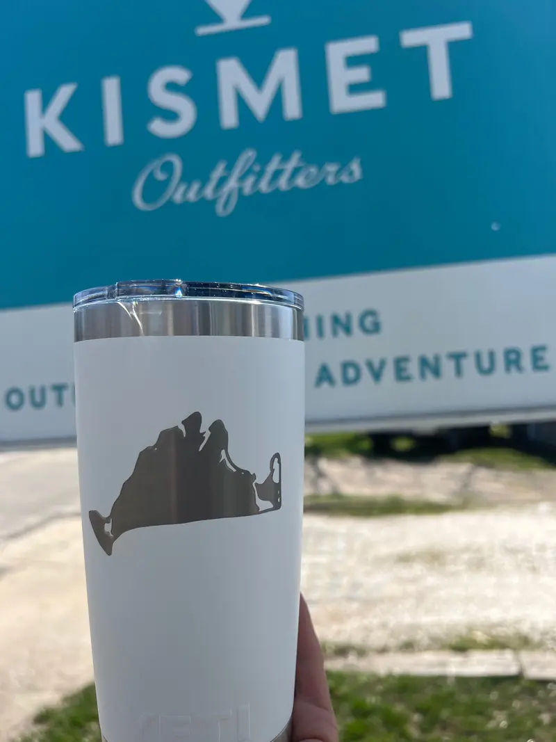Yeti Rambler 20 Oz Vacuum Tumbler – Mv Island Print 1